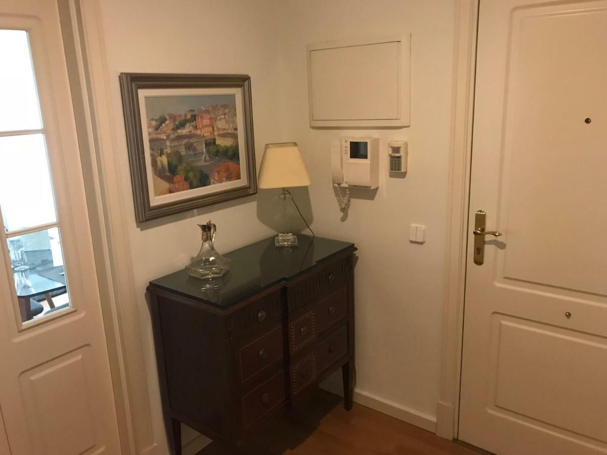 Luxury T2 - Saldanha Appartement